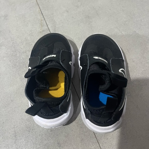 Toddler Nike Flex- size 7 - Picture 4 of 5